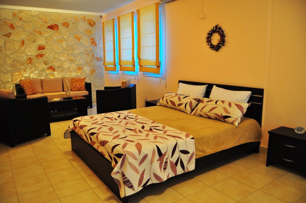 Pyrgos Zante Suites Alykanas  Exteriör bild