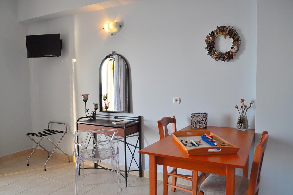 Pyrgos Zante Suites Alykanas  Exteriör bild